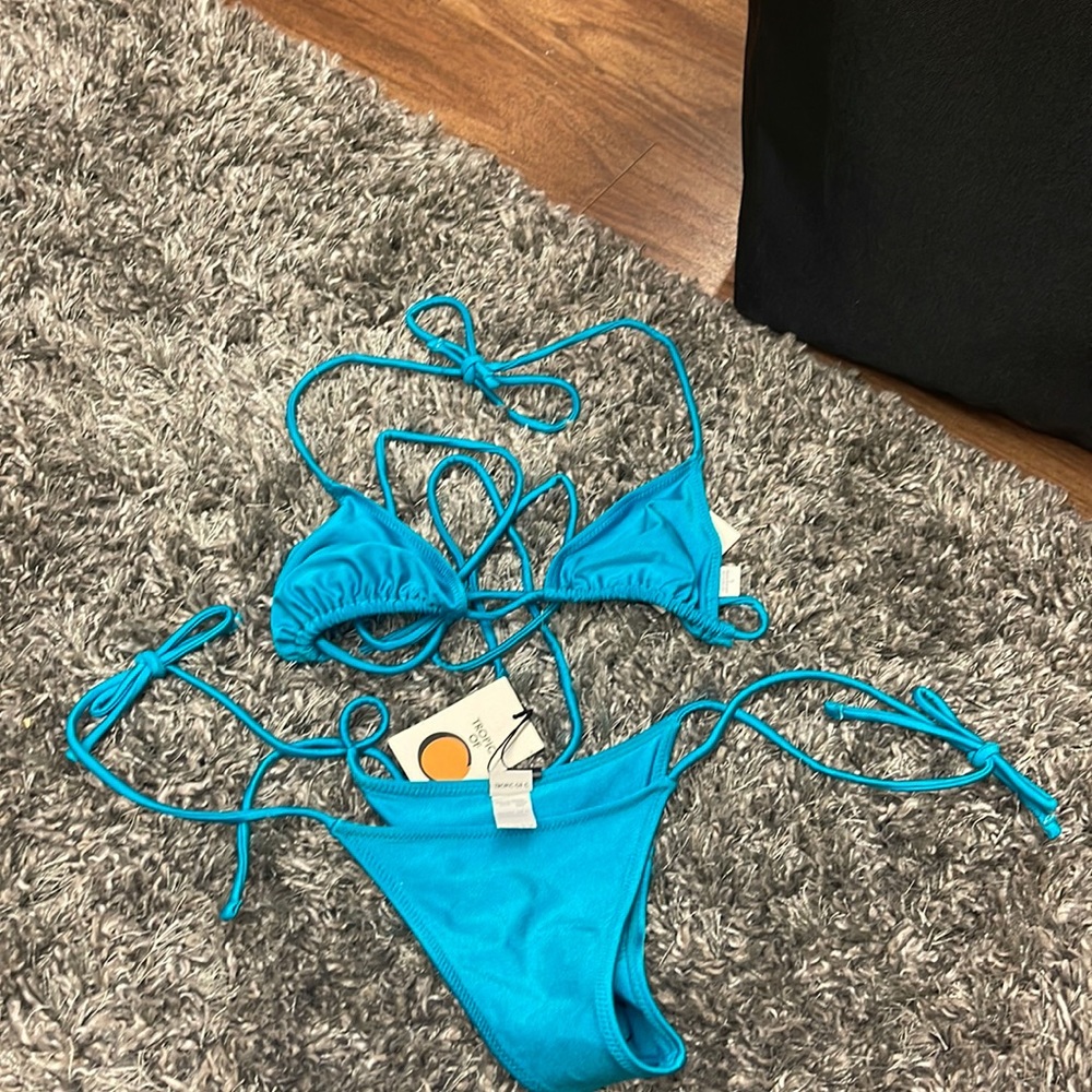 Tropic of c bathing suit bikini set BRAND NEW!!!